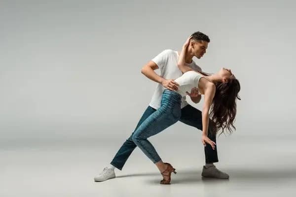 Dance-Hub